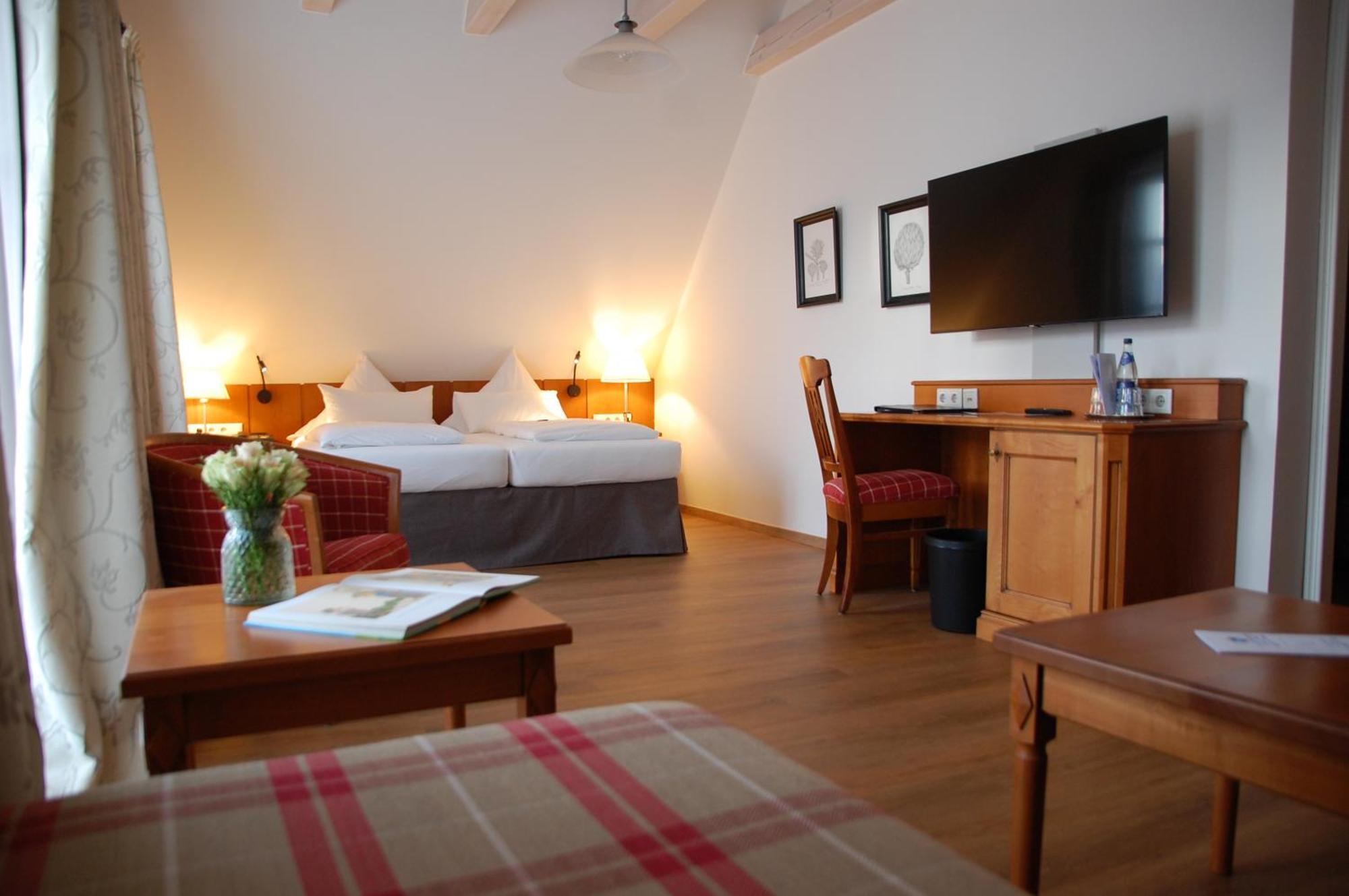 Metzgerei Gasthof Romantik Hotel Der Millipp Байльнгрис Экстерьер фото
